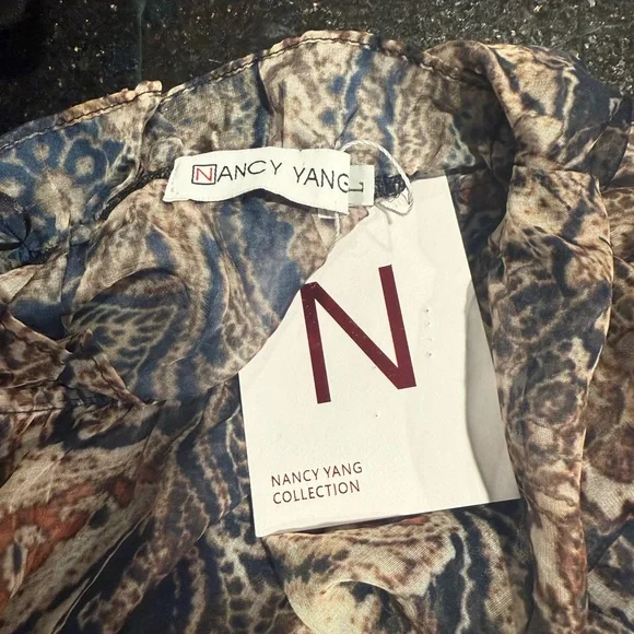 Nancy Yang Navy Floral Print Sheer Maxi Dress Ruffle Neck Size L NWT - Picture 7 of 8